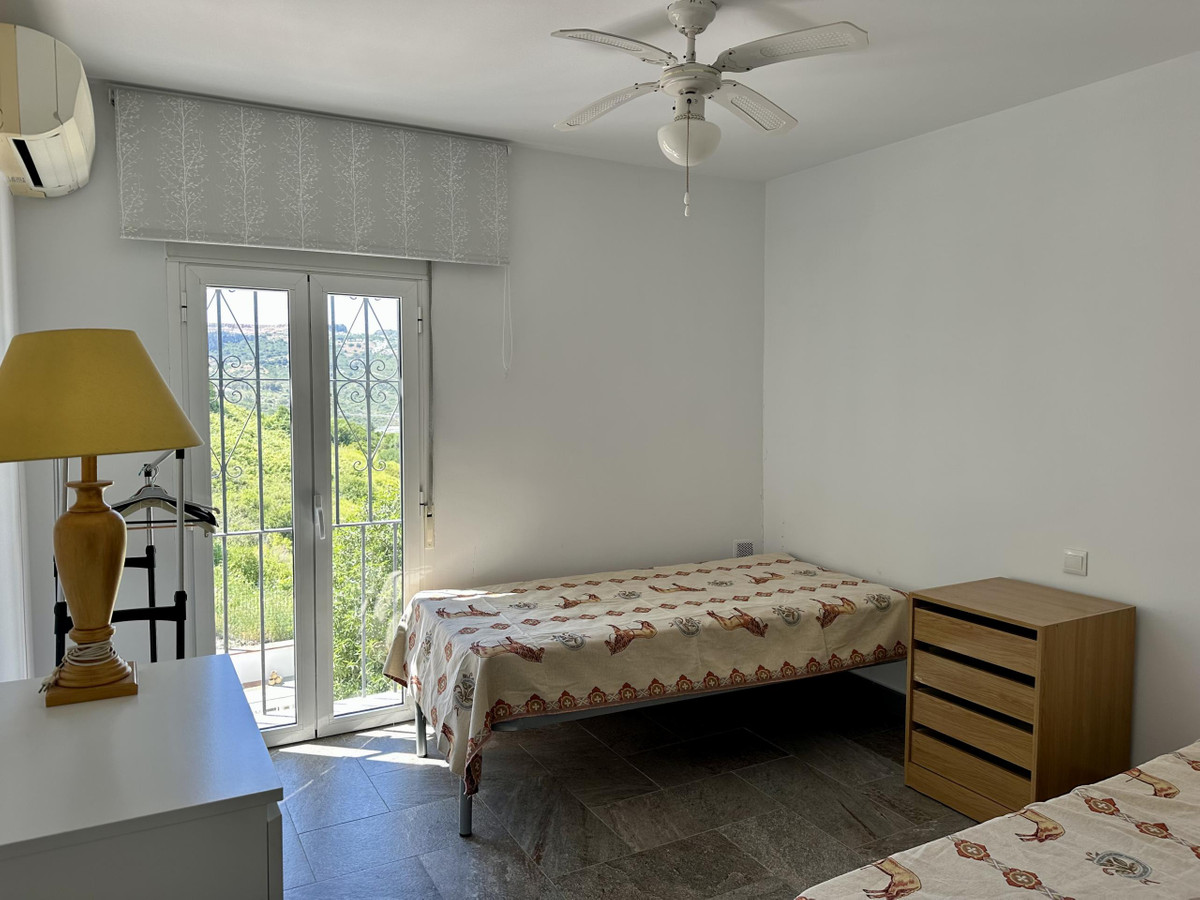 Huis te koop in Manilva | 3 slaapkamers H5295091