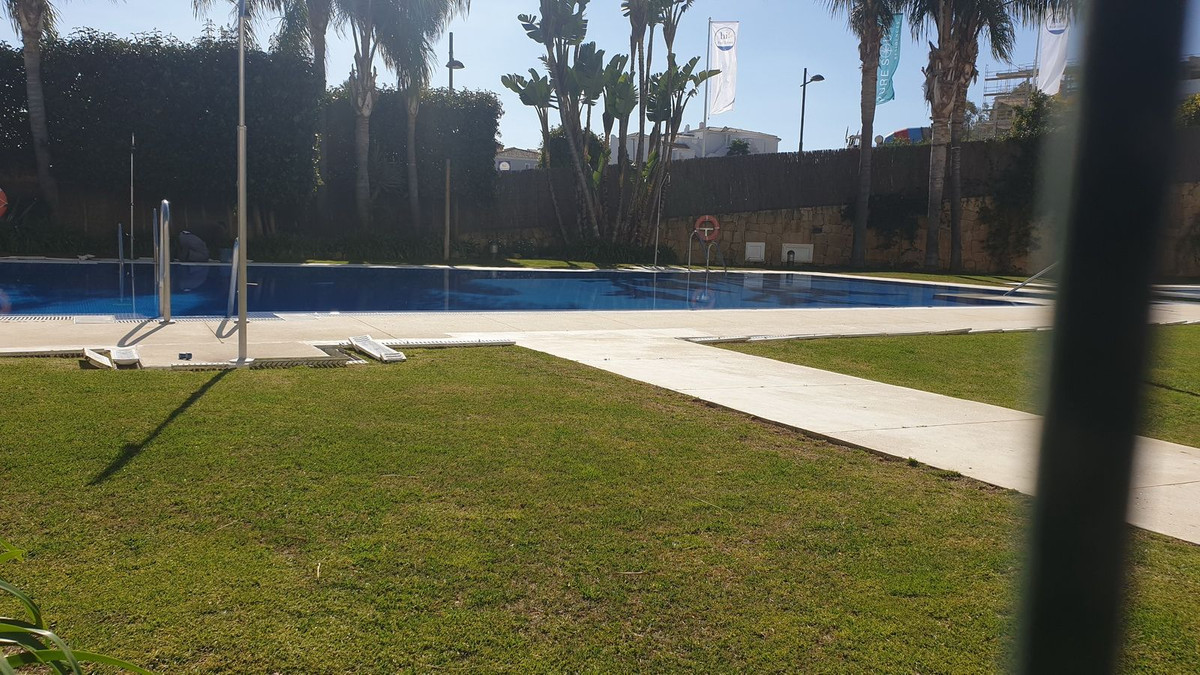 Appartement te koop in Manilva | 2 slaapkamers H5297092