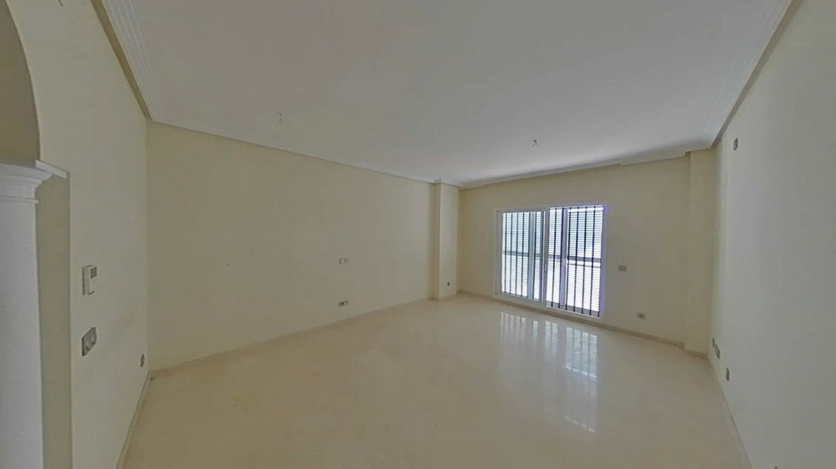 Appartement te koop in Manilva | 2 slaapkamers H5297092