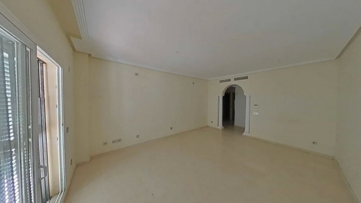 Appartement te koop in Manilva | 2 slaapkamers H5297092