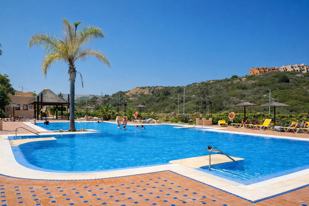 Appartement te koop in Manilva | 2 slaapkamers H5301169