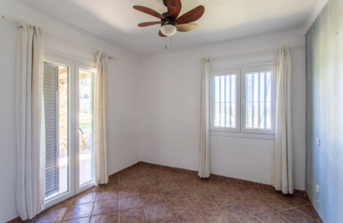 Huis te koop in Manilva | 3 slaapkamers H5305198