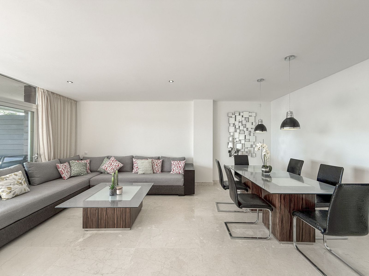 Appartement te koop in Manilva | 3 slaapkamers H5306536