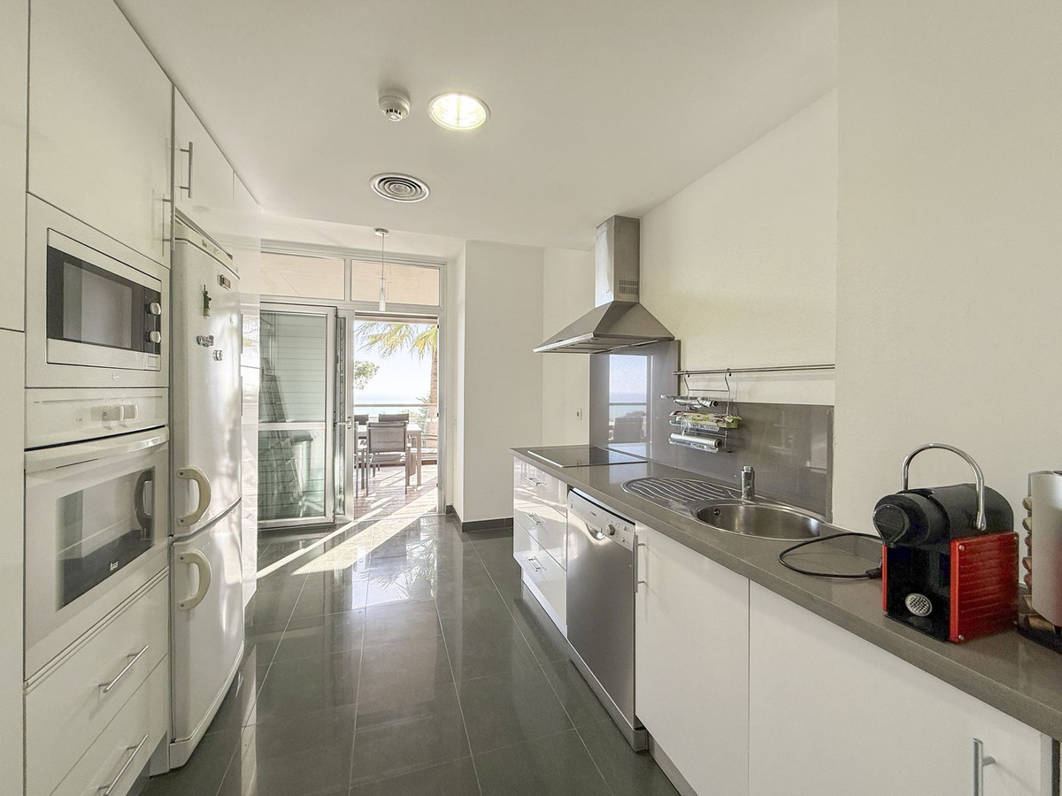 Appartement te koop in Manilva | 3 slaapkamers H5306536