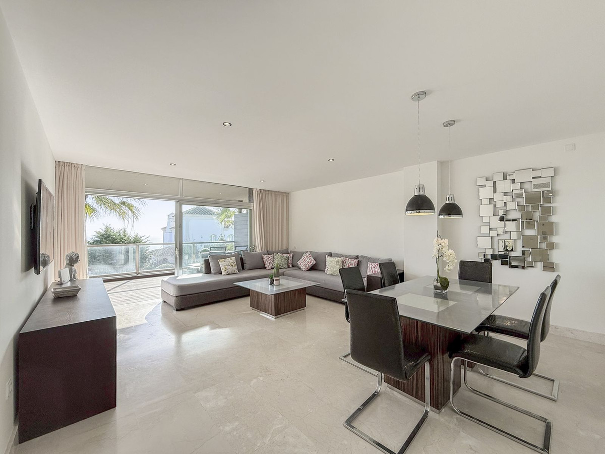 Appartement te koop in Manilva | 3 slaapkamers H5306536