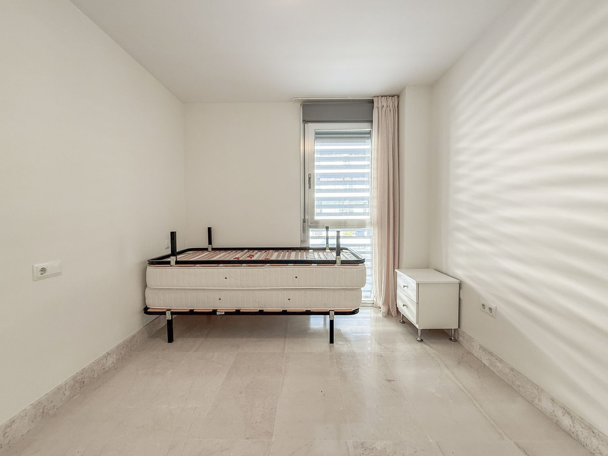 Appartement te koop in Manilva | 3 slaapkamers H5306536