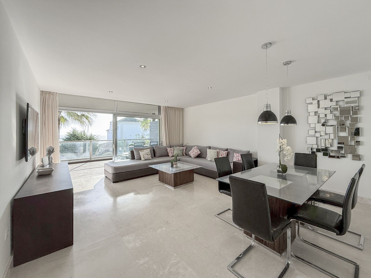 Appartement te koop in Manilva | 3 slaapkamers H5306536