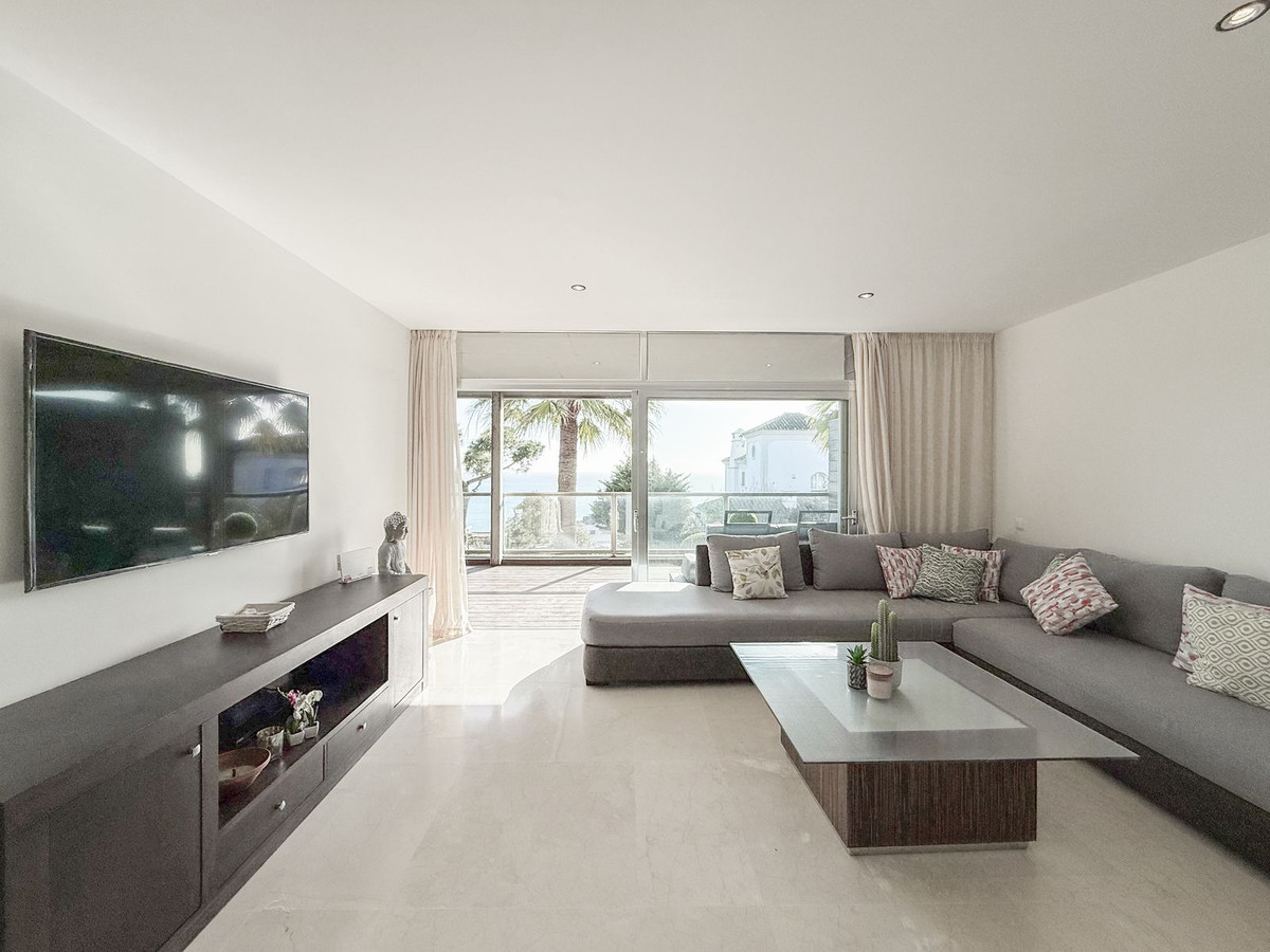 Appartement te koop in Manilva | 3 slaapkamers H5306536