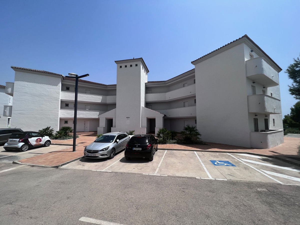 Appartement te koop in Manilva | 2 slaapkamers H5306821