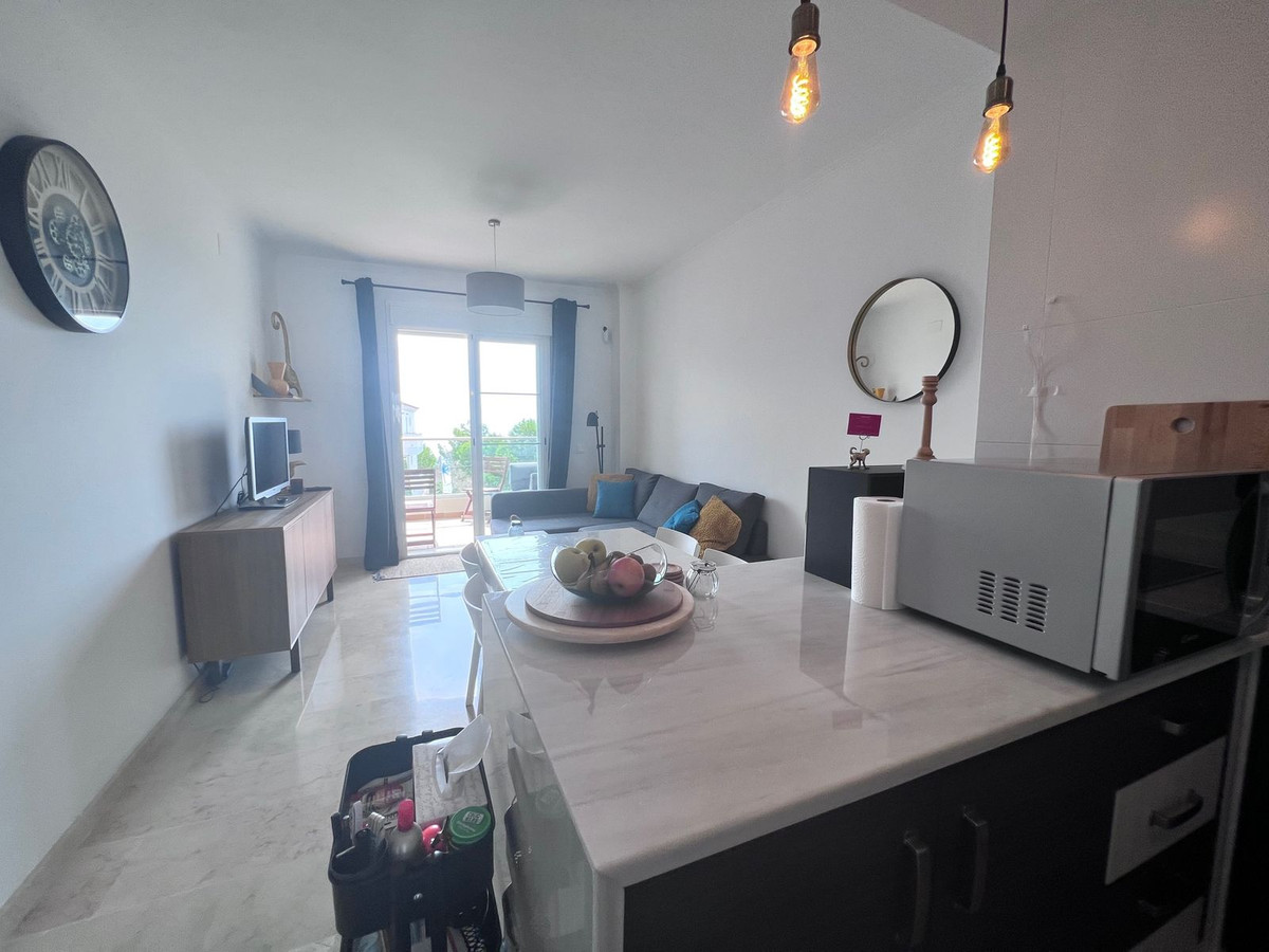 Appartement te koop in Manilva | 2 slaapkamers H5306821
