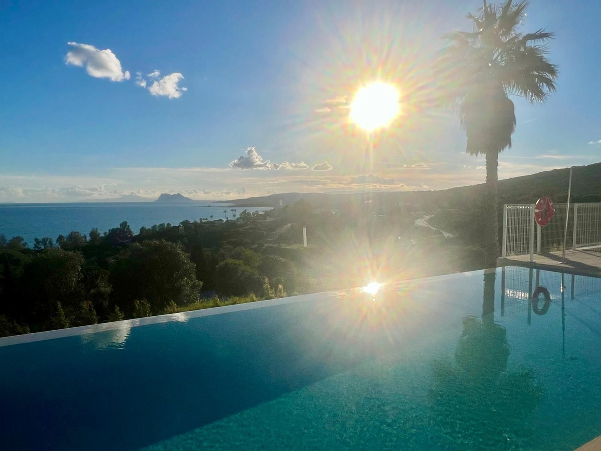 Appartement te koop in Manilva | 2 slaapkamers H5311747