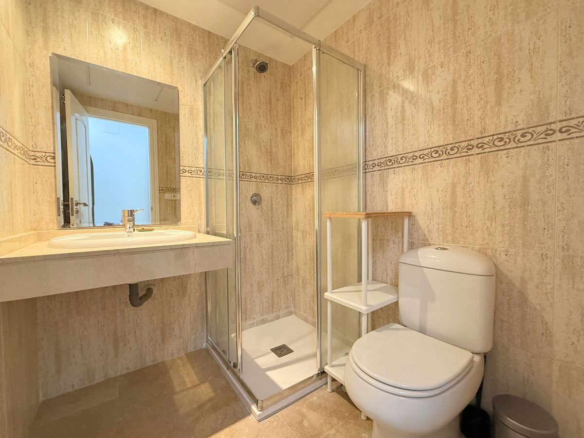 Appartement te koop in Manilva | 2 slaapkamers H5314990