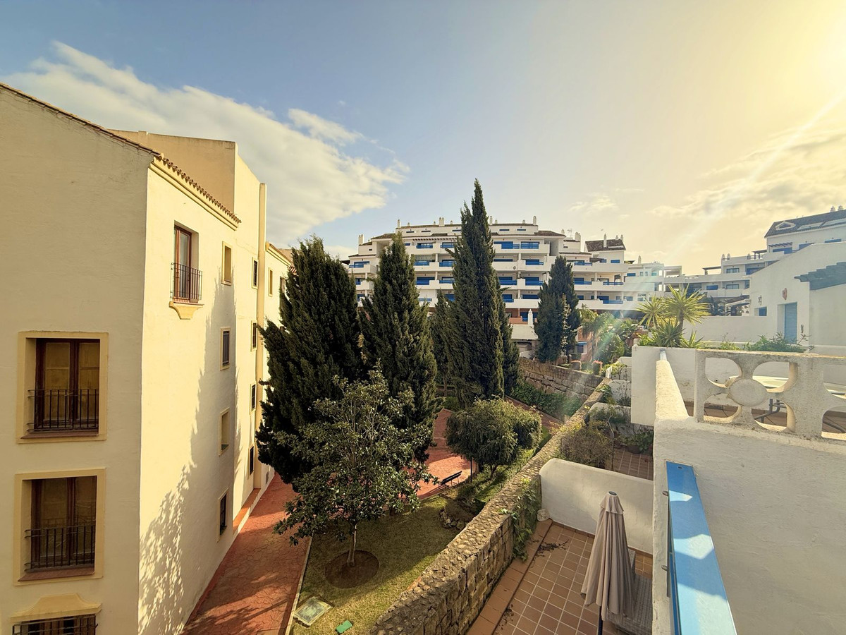 Appartement te koop in Manilva | 2 slaapkamers H5314990