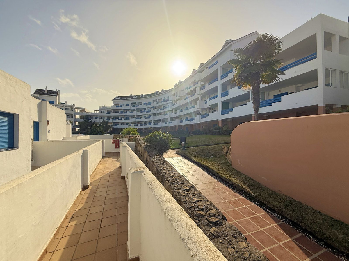 Appartement te koop in Manilva | 2 slaapkamers H5314990