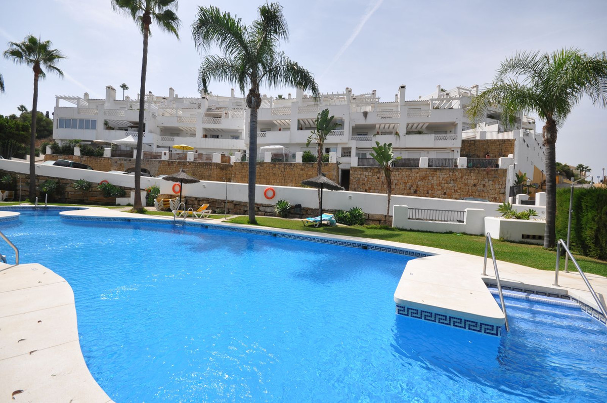 Appartement te koop in Manilva | 2 slaapkamers H5314990