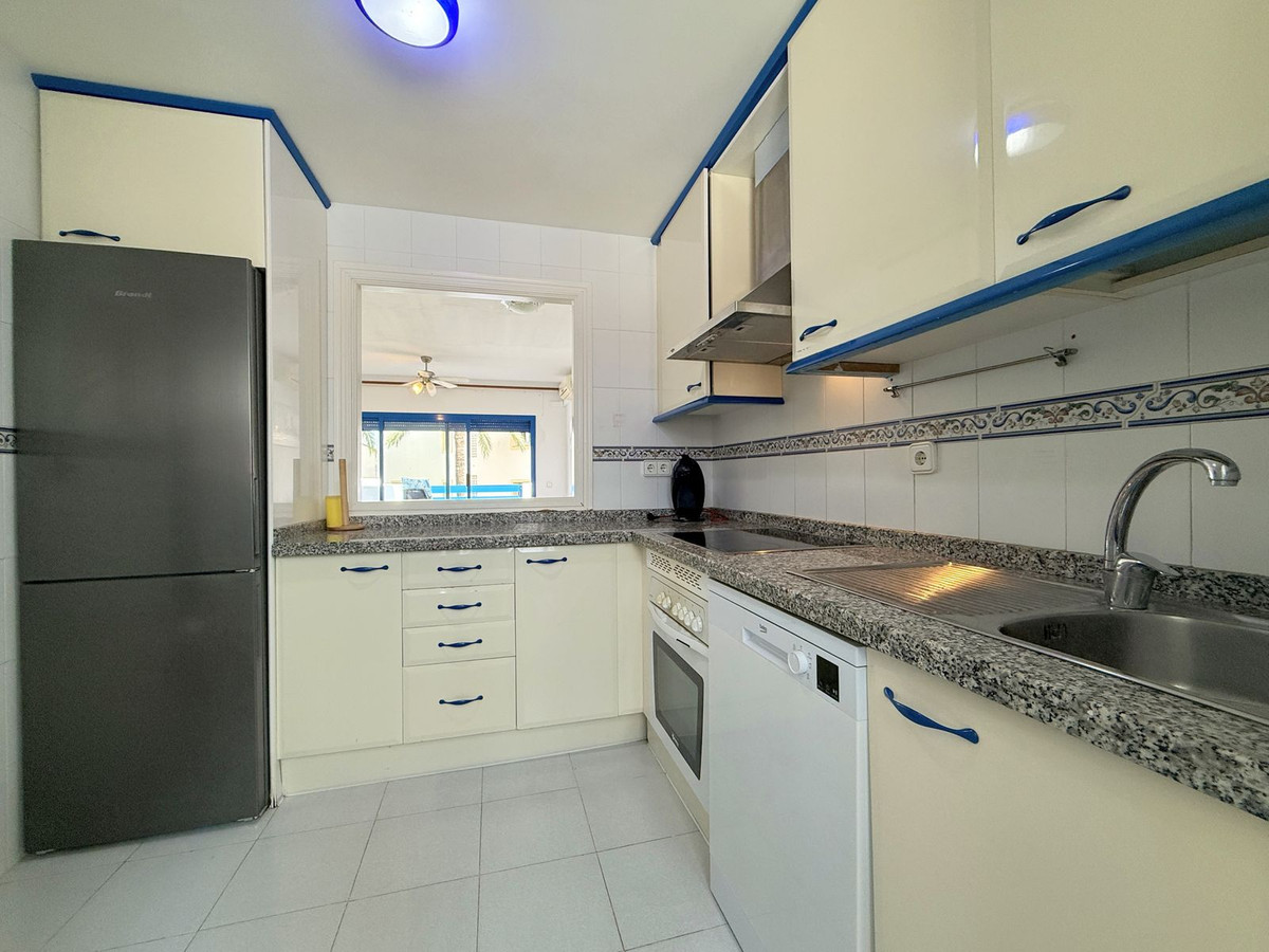 Appartement te koop in Manilva | 2 slaapkamers H5314990