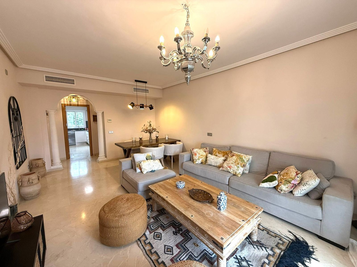 Appartement te koop in Manilva | 2 slaapkamers H5319532