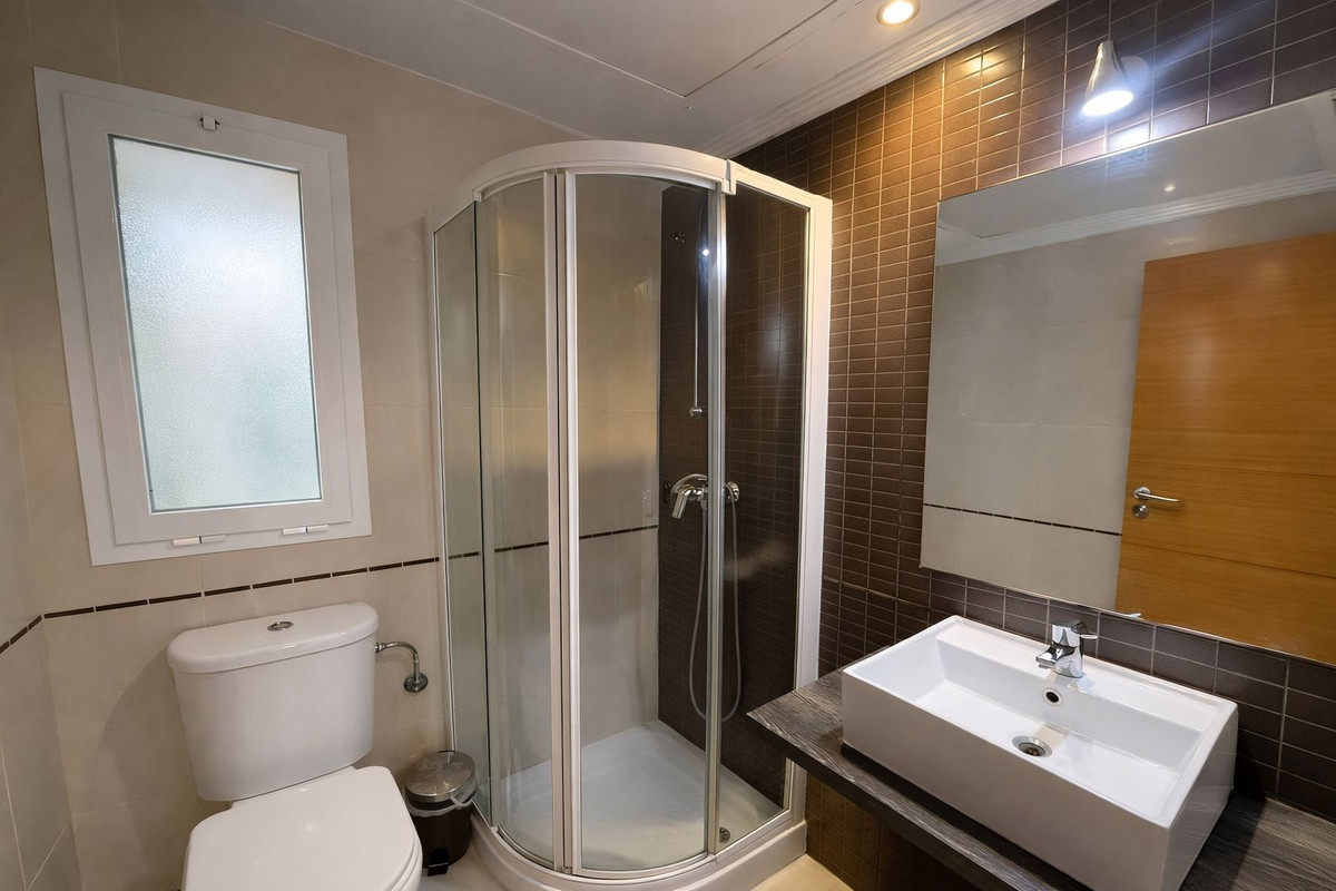 Appartement te koop in Manilva | 2 slaapkamers H5319532