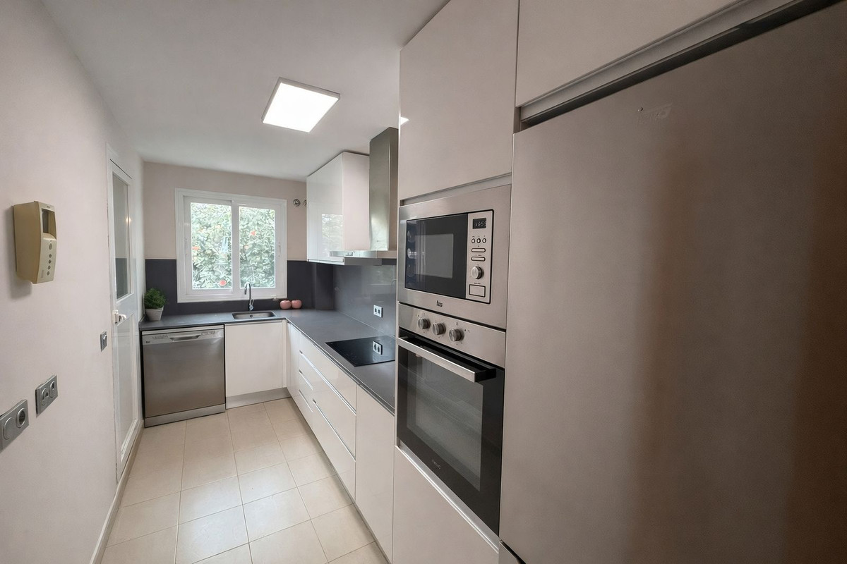 Appartement te koop in Manilva | 2 slaapkamers H5319532