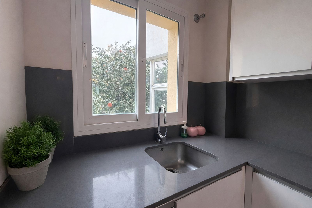 Appartement te koop in Manilva | 2 slaapkamers H5319532