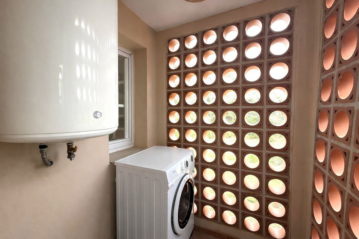 Appartement te koop in Manilva | 2 slaapkamers H5319532