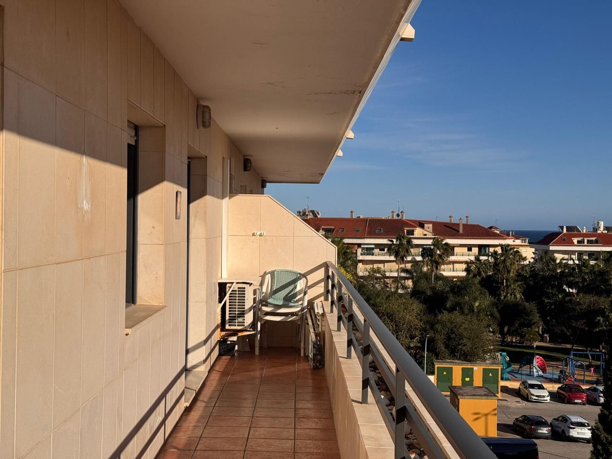 Appartement te koop in Manilva | 3 slaapkamers H5321860