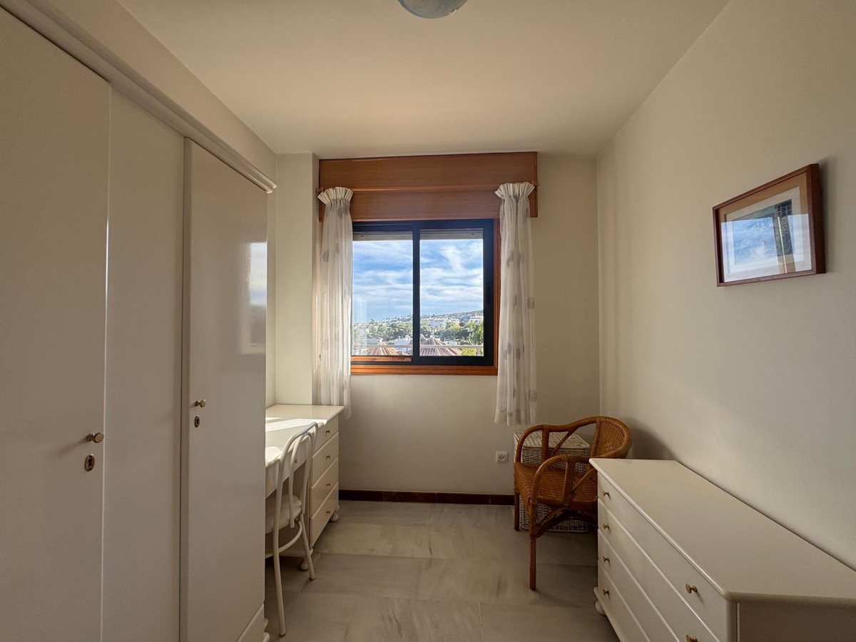 Appartement te koop in Manilva | 3 slaapkamers H5321860