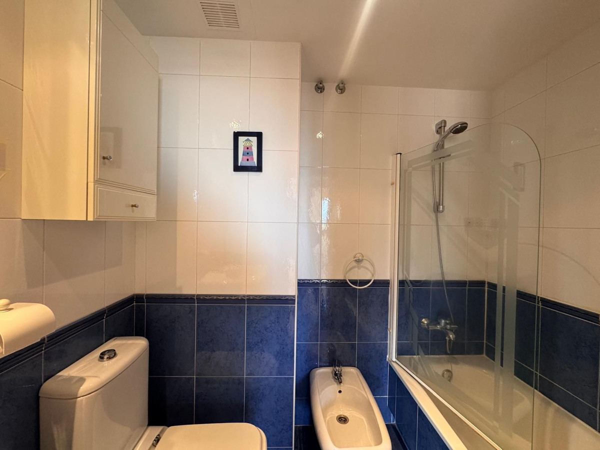 Appartement te koop in Manilva | 3 slaapkamers H5321860