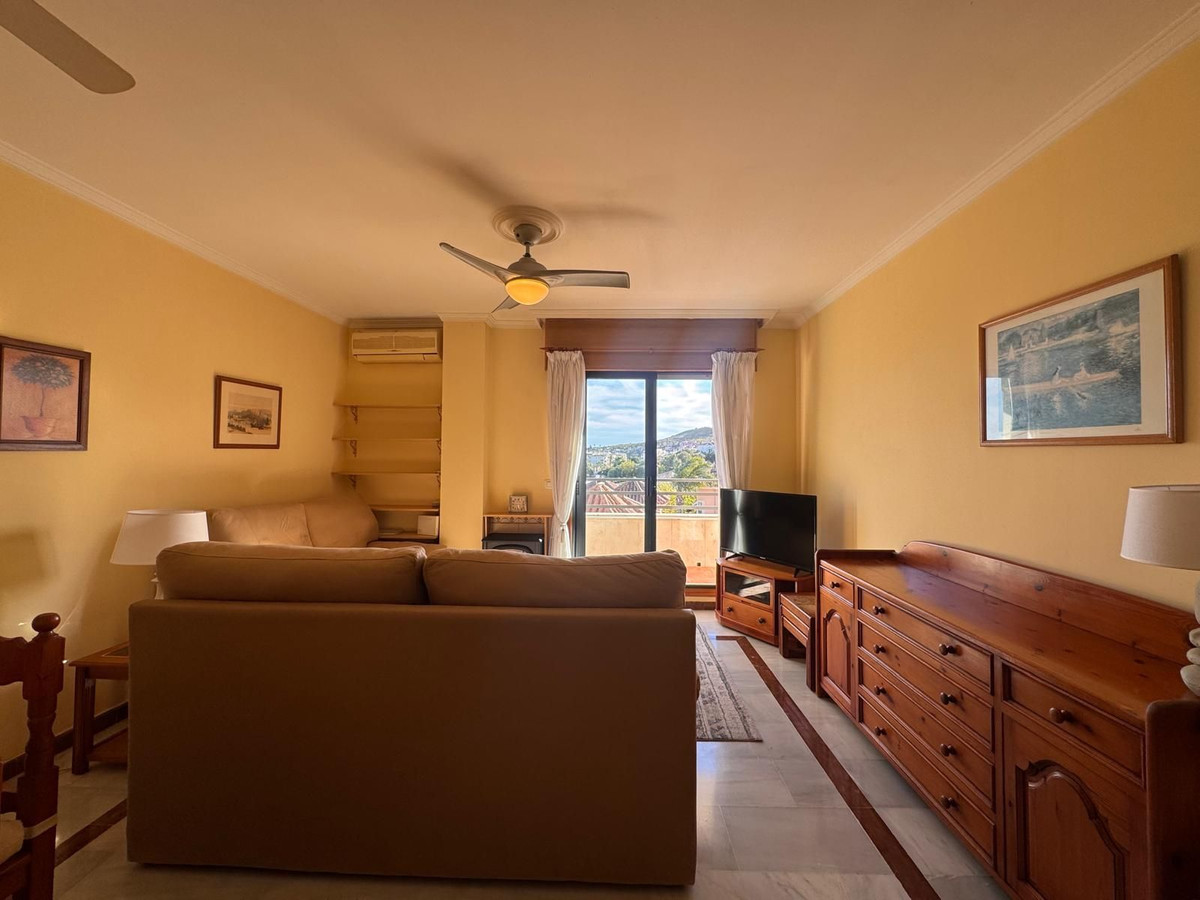 Appartement te koop in Manilva | 3 slaapkamers H5321860