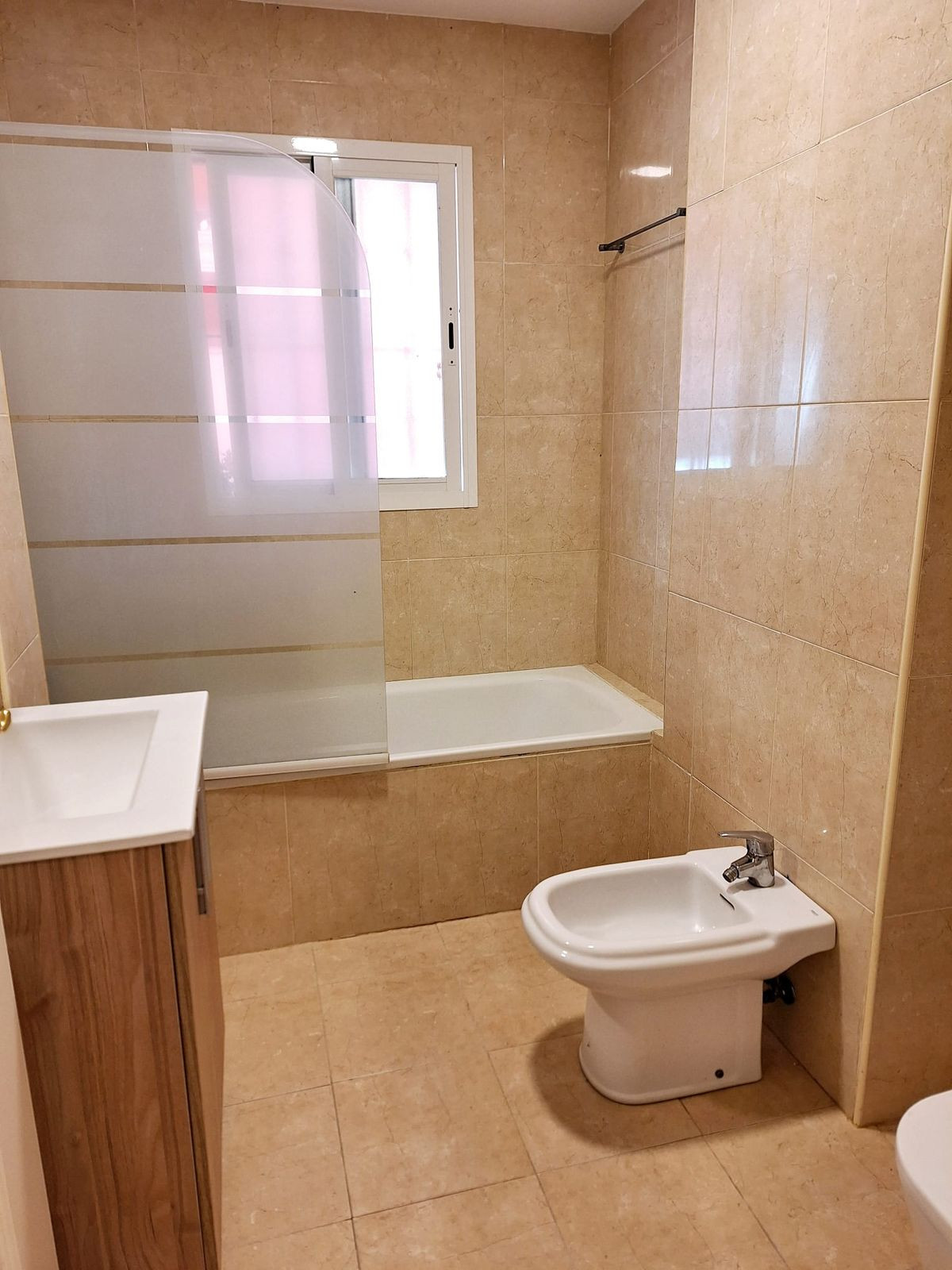 Appartement te koop in Manilva | 2 slaapkamers H5327431