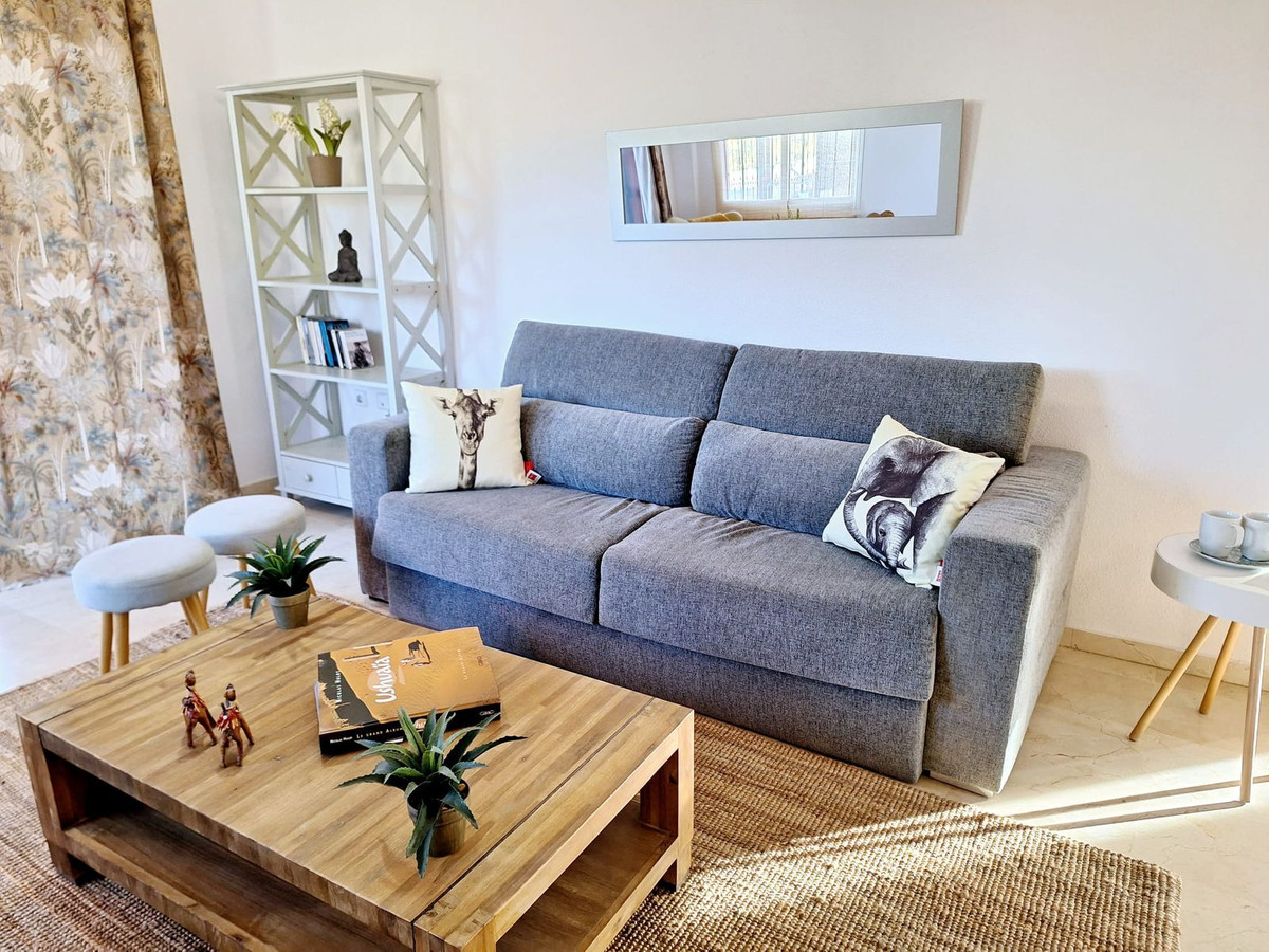 Appartement te koop in Manilva | 2 slaapkamers H5327431