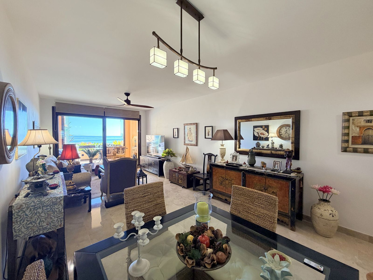 Appartement te koop in Manilva | 2 slaapkamers H5336392