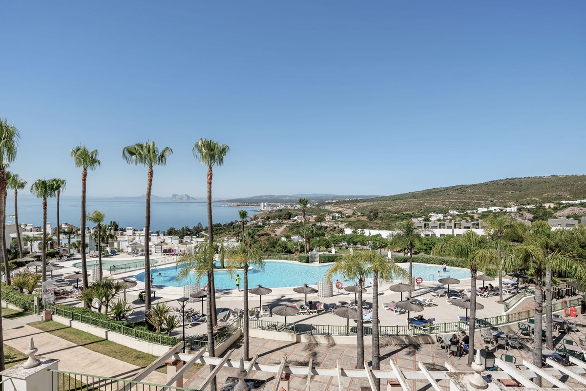 Appartement te koop in Manilva | 2 slaapkamers H5338777