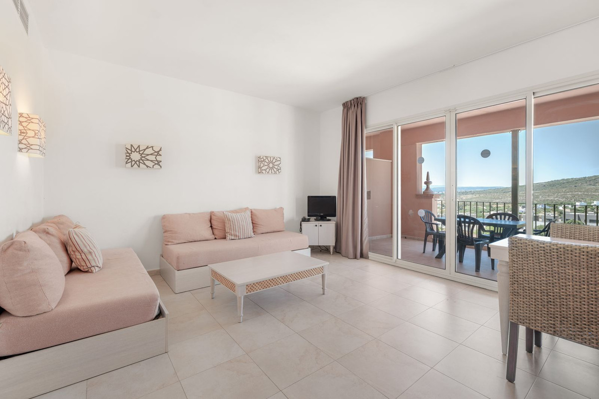 Appartement te koop in Manilva | 2 slaapkamers H5338777