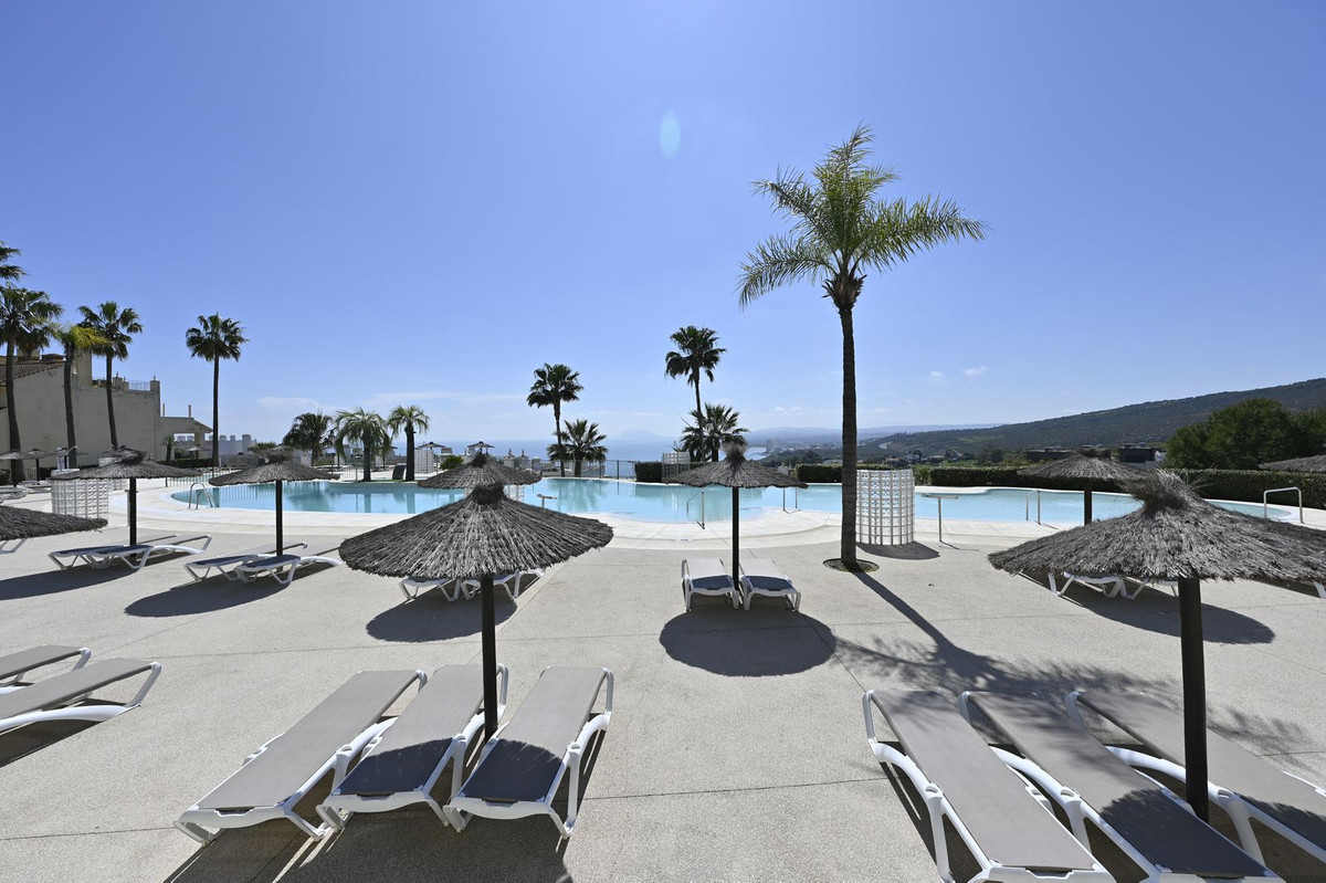 Appartement te koop in Manilva | 2 slaapkamers H5343559