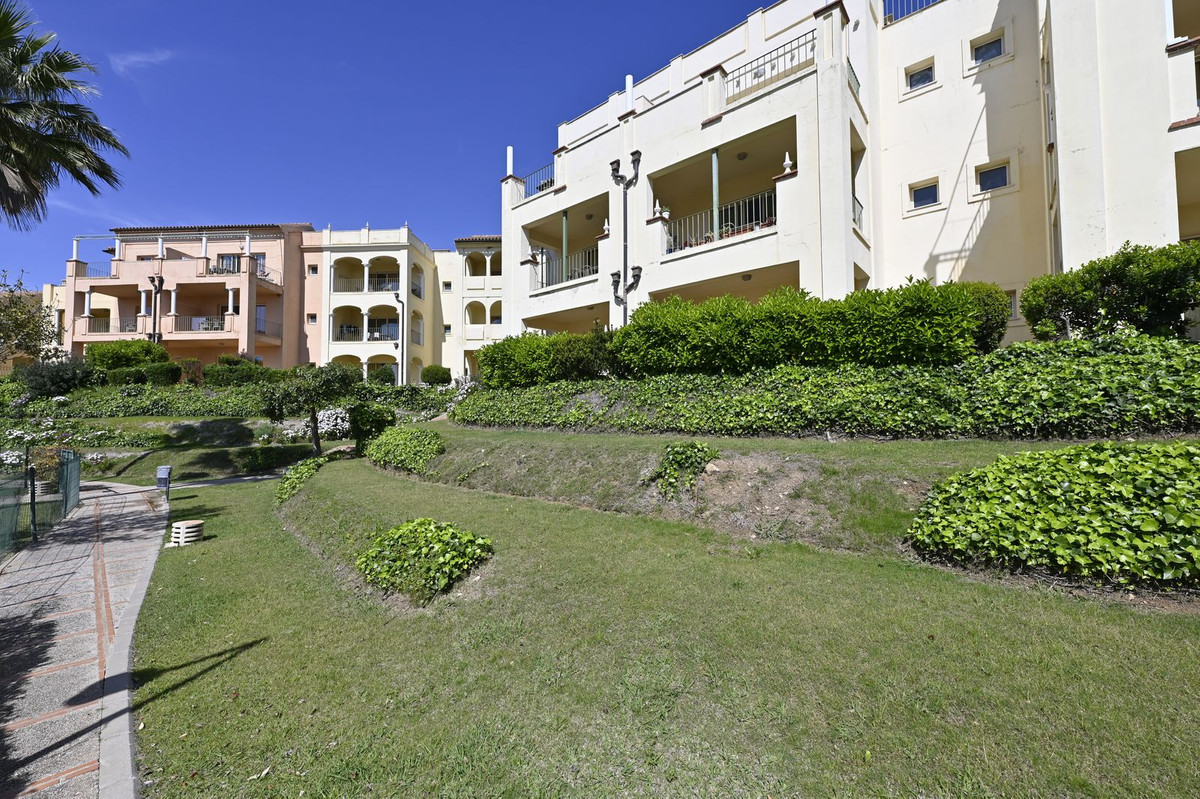 Appartement te koop in Manilva | 2 slaapkamers H5343559