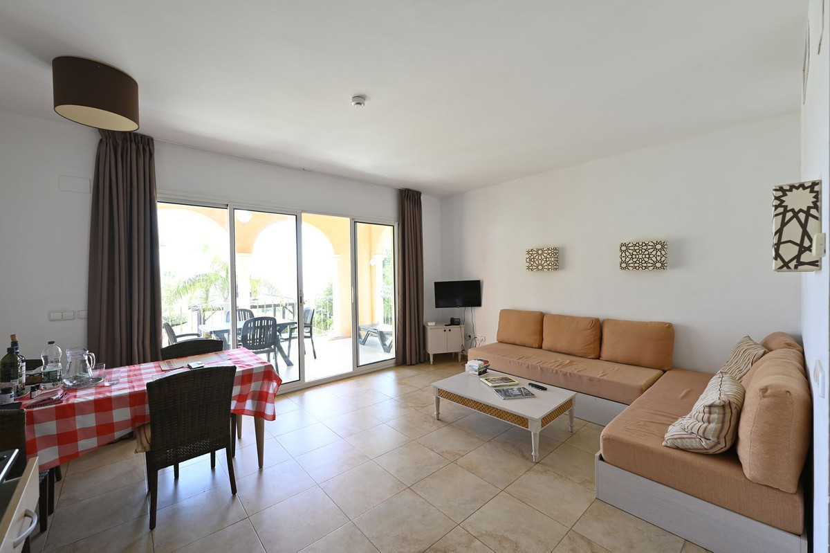 Appartement te koop in Manilva | 2 slaapkamers H5343559
