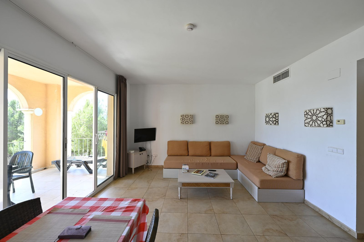 Appartement te koop in Manilva | 2 slaapkamers H5343559