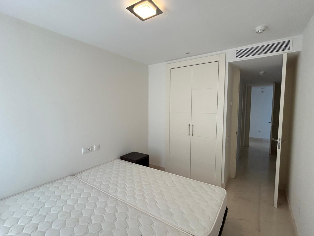 Appartement te koop in Manilva | 3 slaapkamers H5344315