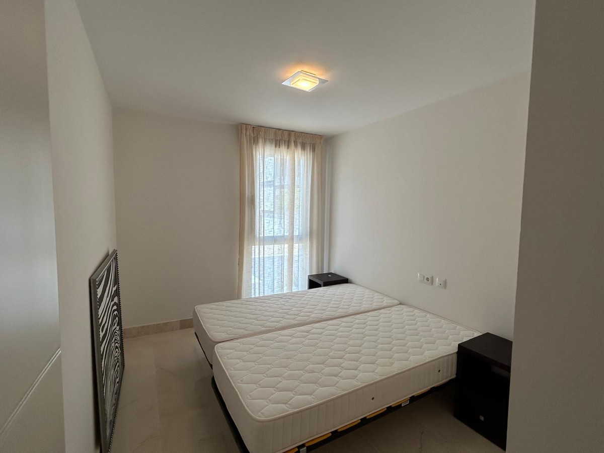 Appartement te koop in Manilva | 3 slaapkamers H5344315