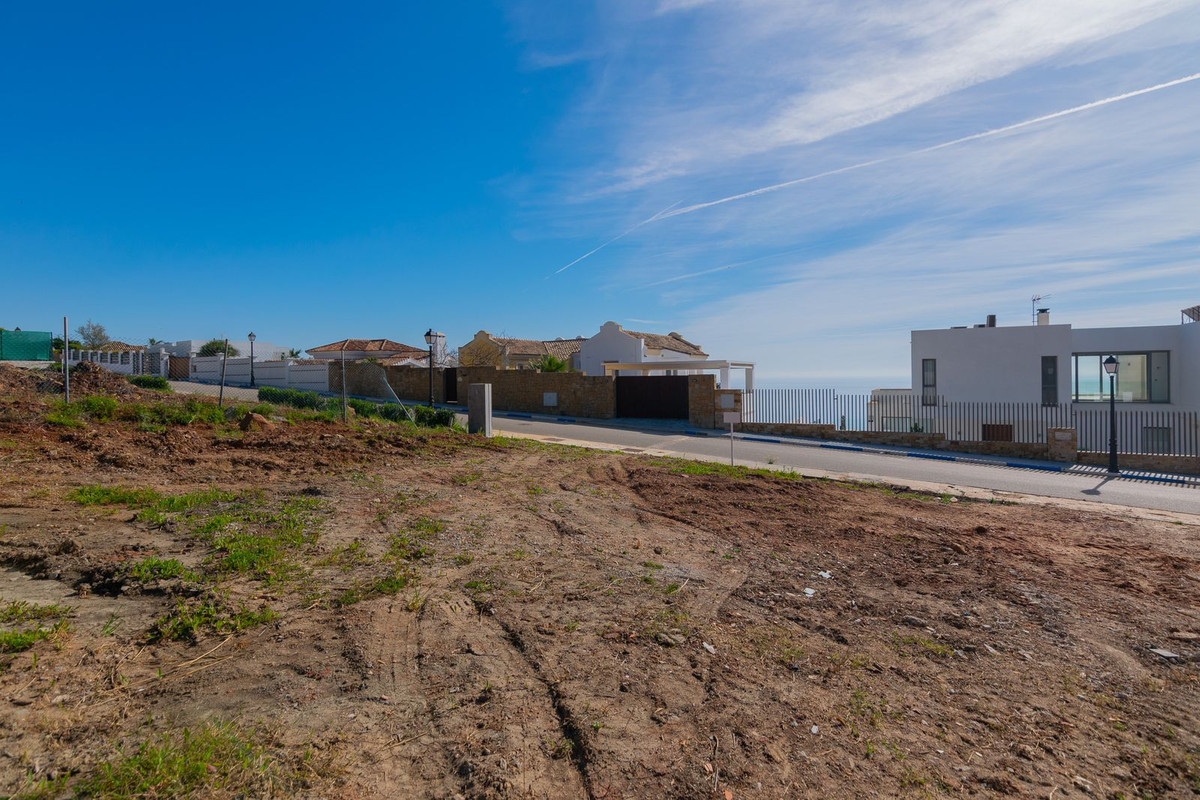 Appartement te koop in Manilva | 0 slaapkamers H5346559