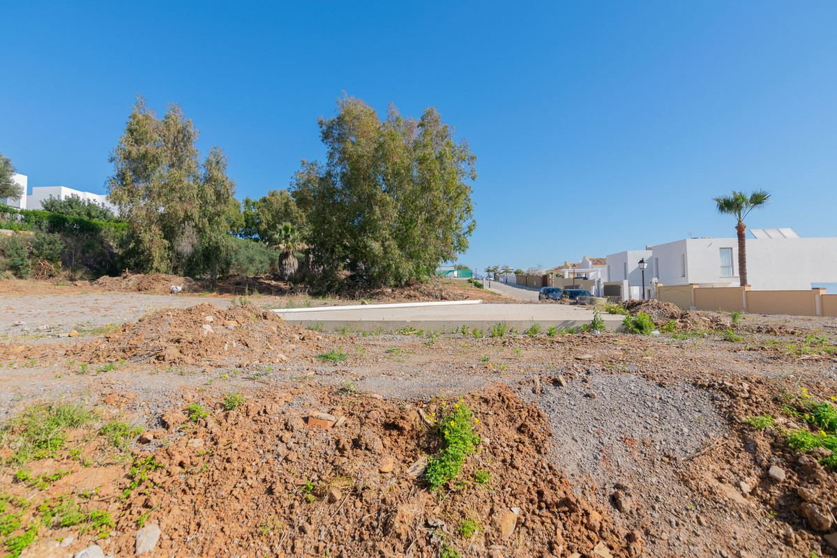 Appartement te koop in Manilva | 0 slaapkamers H5346559