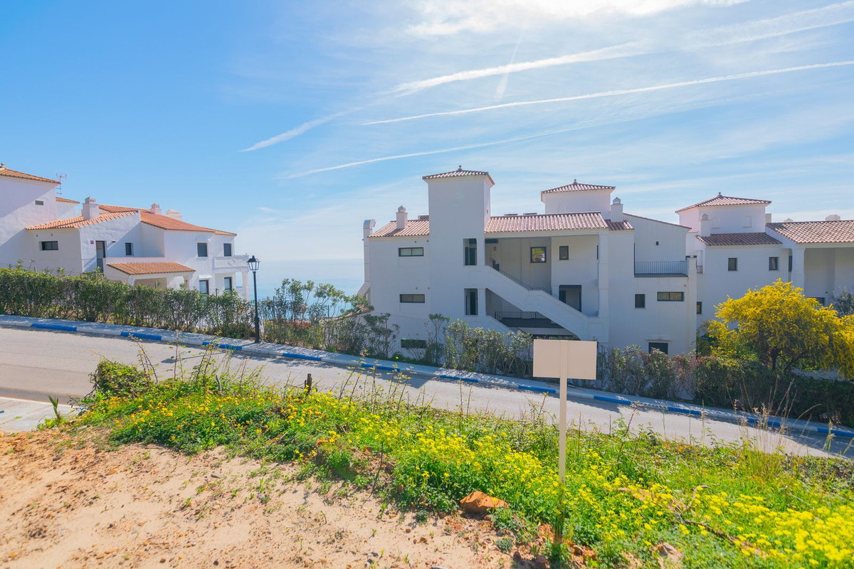 Appartement te koop in Manilva | 0 slaapkamers H5346559