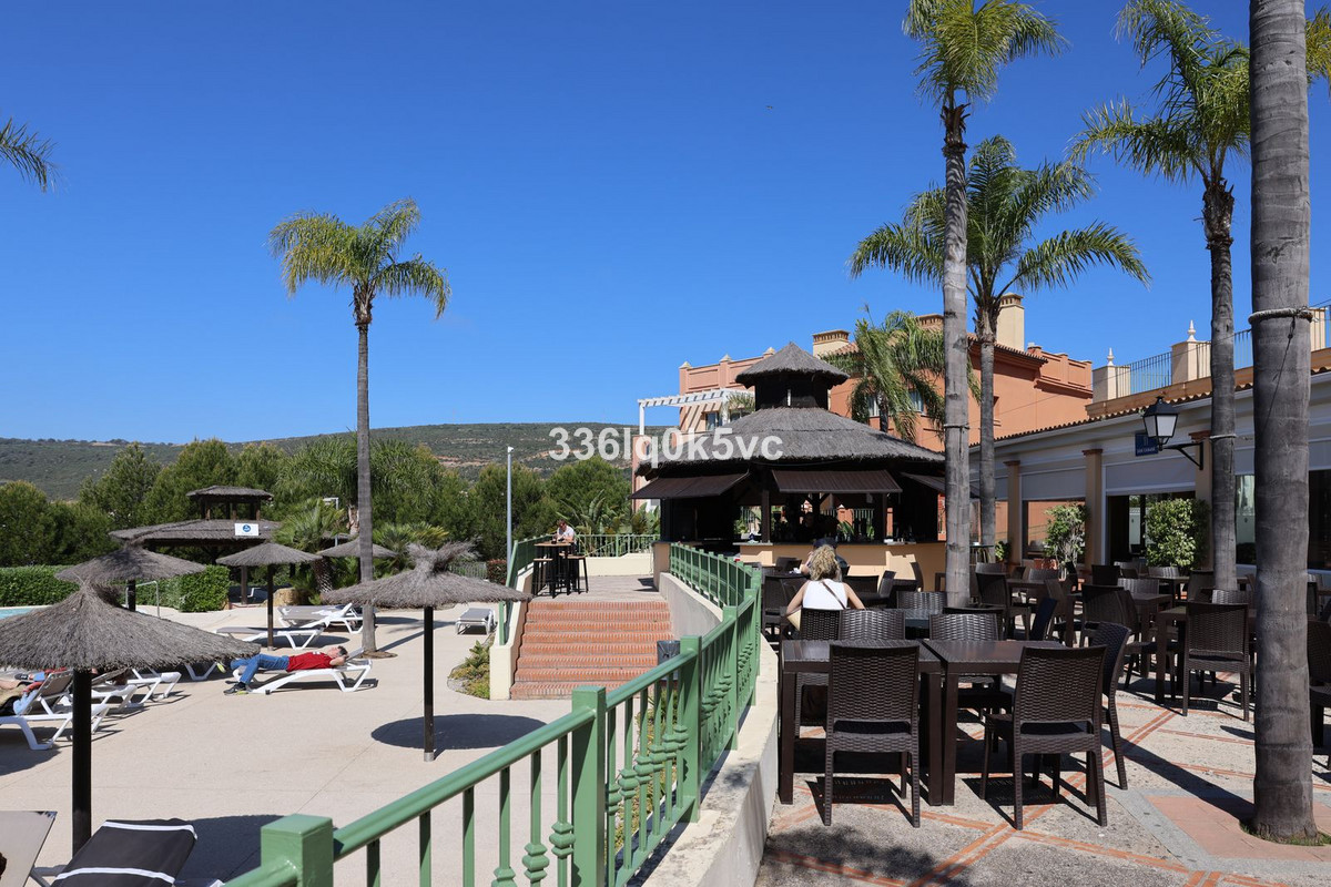 Appartement te koop in Manilva | 2 slaapkamers H5347084