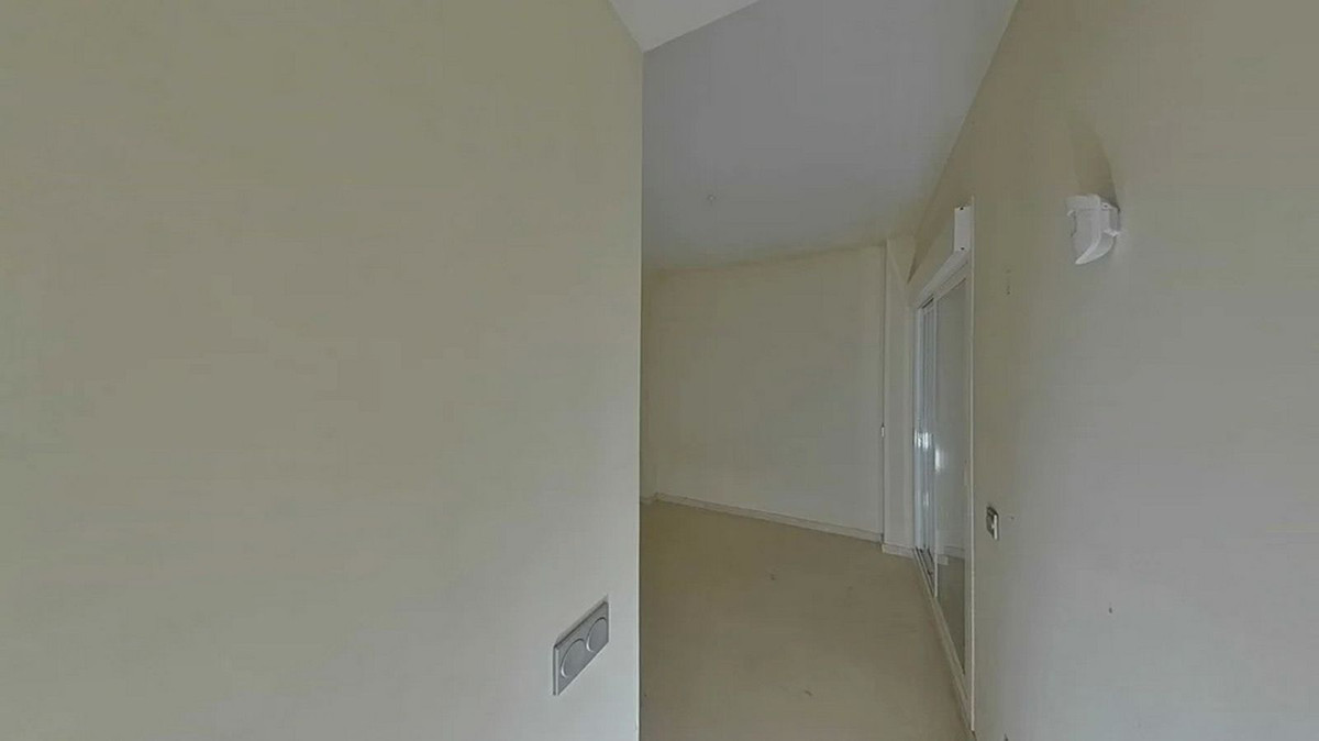 Appartement te koop in Manilva | 2 slaapkamers H5350387