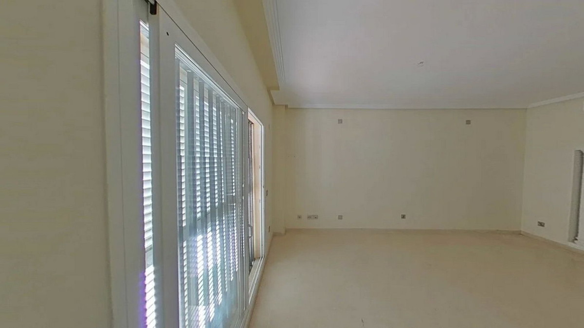 Appartement te koop in Manilva | 2 slaapkamers H5350387