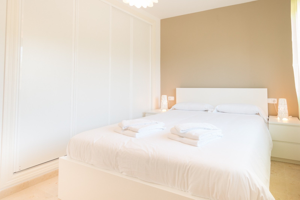 Appartement te koop in Manilva | 1 slaapkamers H5351194