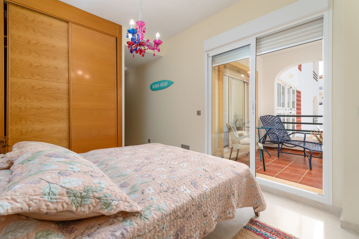 Appartement te koop in Manilva | 2 slaapkamers H5366863