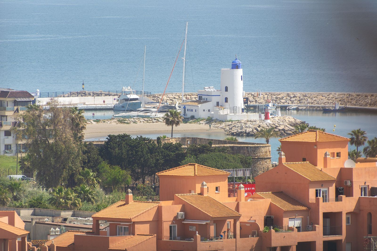 Appartement te koop in Manilva | 2 slaapkamers H5366863