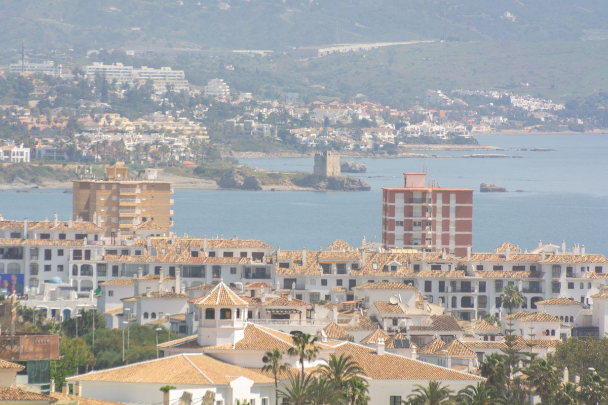 Appartement te koop in Manilva | 2 slaapkamers H5366863